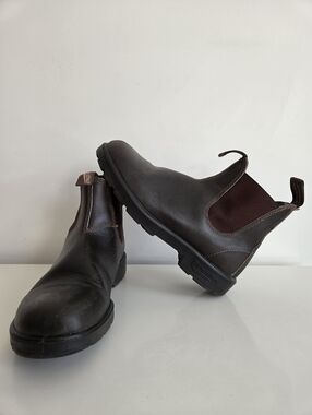 Blundstone Chelsea Boots 500 Brown Size AU 7 Womens 10 Mens 7.5